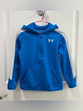 Under Armour Boys Blue Hooded Half-Zip Pullover Size S